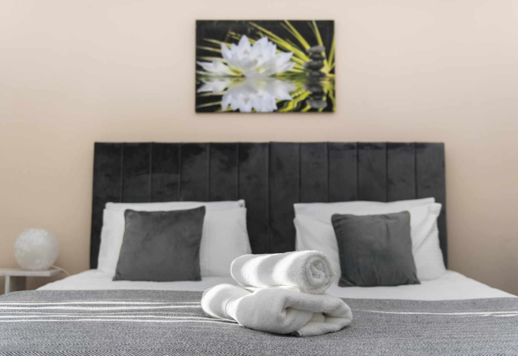 프레스턴 Cozy Studio Flat For Rent 아파트 외부 사진